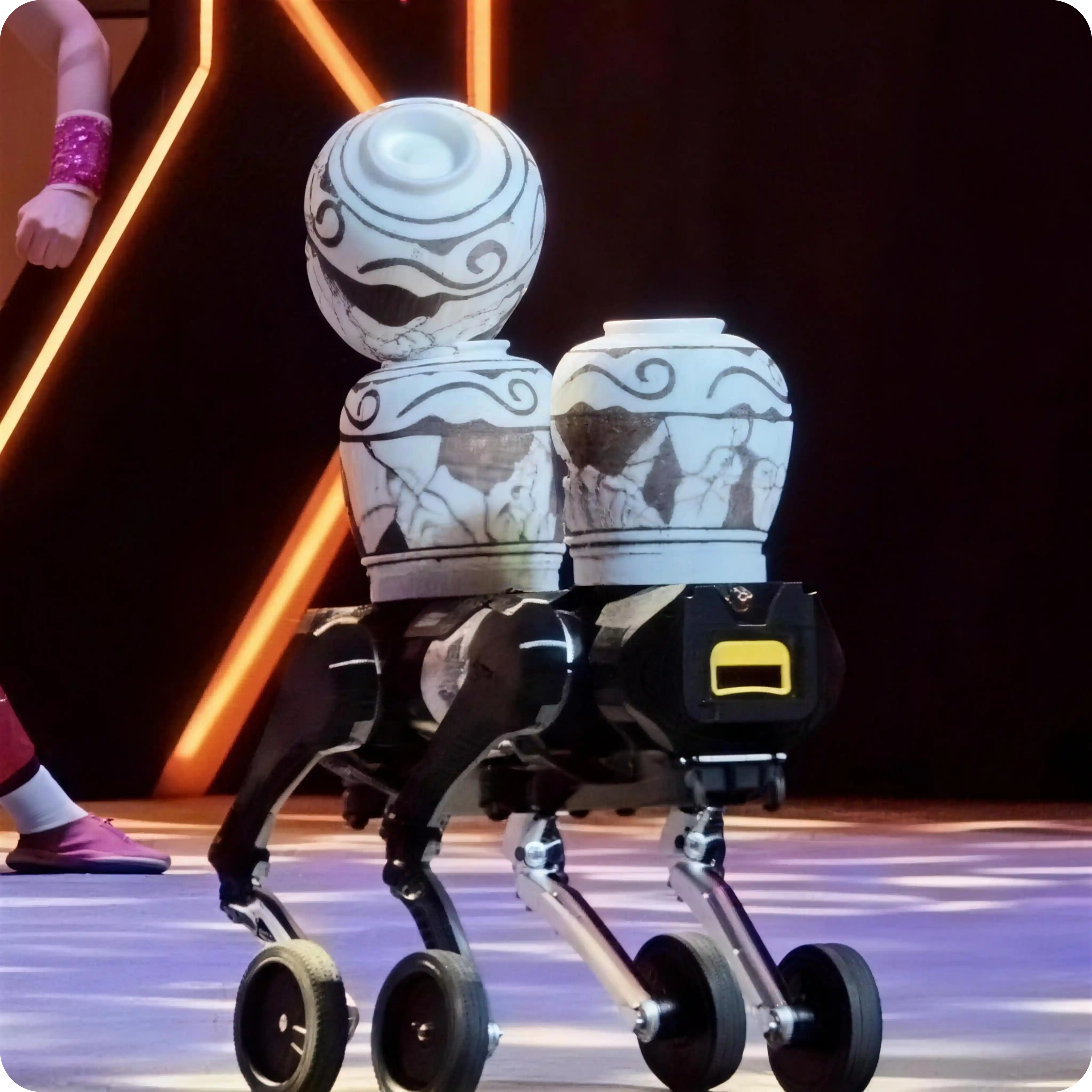 Direct Drive Tech D1 Debuts at the Shandong Robot Spring Gala: Modular Design and Group‑Control Technology Enable Unmatched Flexibility